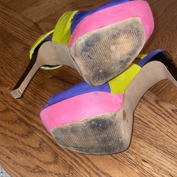 3/$15 Jessica Simpson neon color block stiletto size 6 - Picture 6 of 6